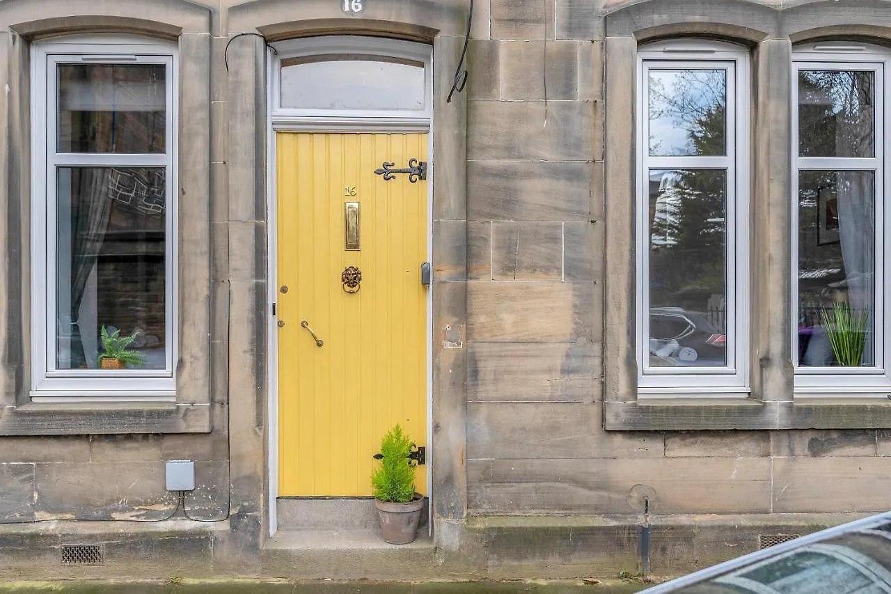 Cheerful Stays - Jamson Pl 3 Bed Apartment Edinburgh 0*,