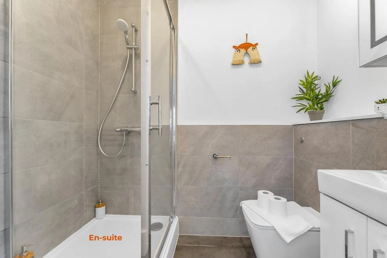 Cheerful Stays - Jamson Pl 3 Bed Apartment Edinburgh Velká Británie