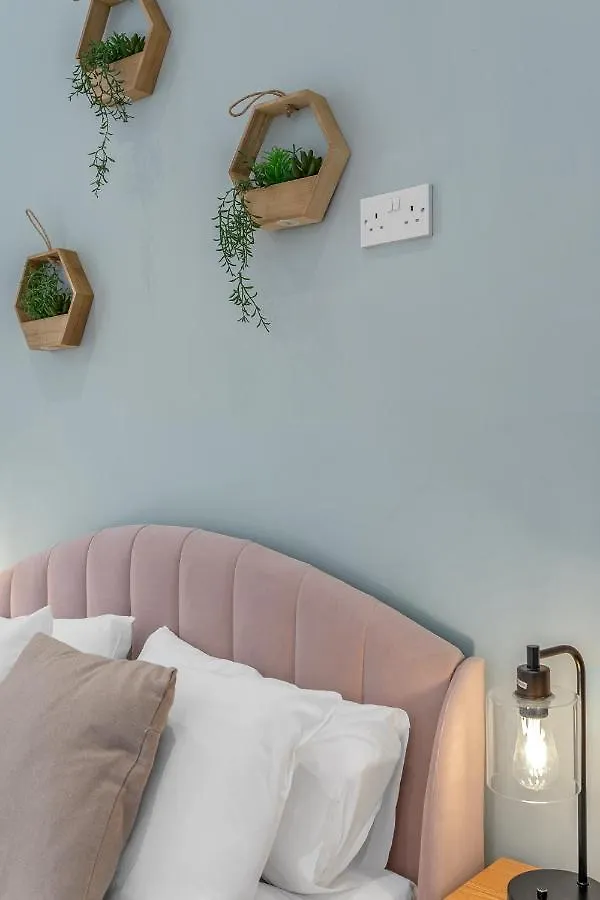 Cheerful Stays - Jamson Pl 3 Bed Apartment Edinburgh United Kingdom