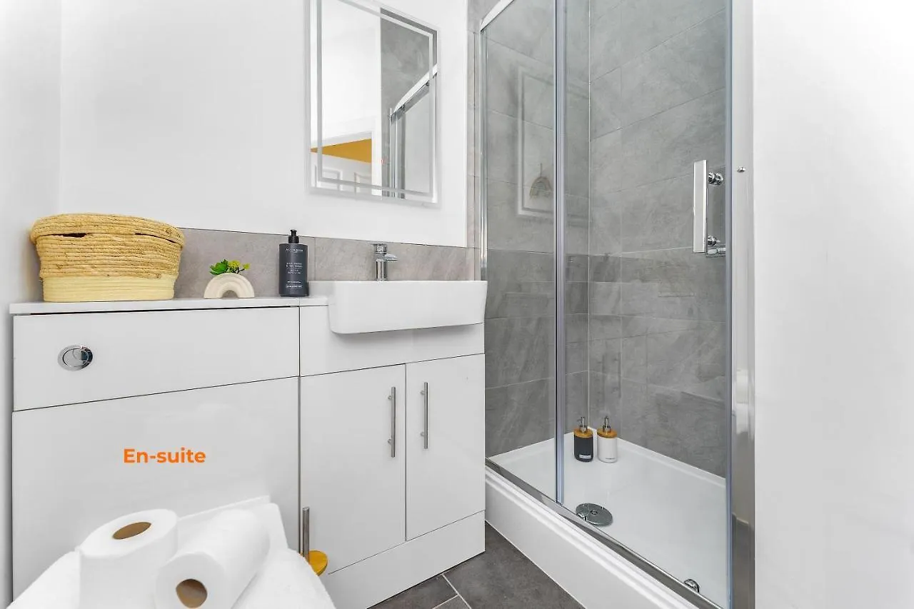 Cheerful Stays - Jamson Pl 3 Bed Apartment Edinburgh