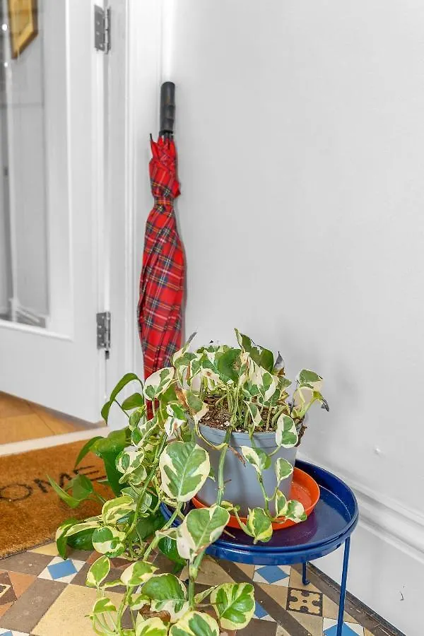 Cheerful Stays - Jamson Pl 3 Bed Apartment エディンバラ 0*,